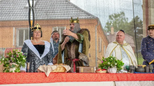 Fotografie z akce Historický den v Dobrovici 2024