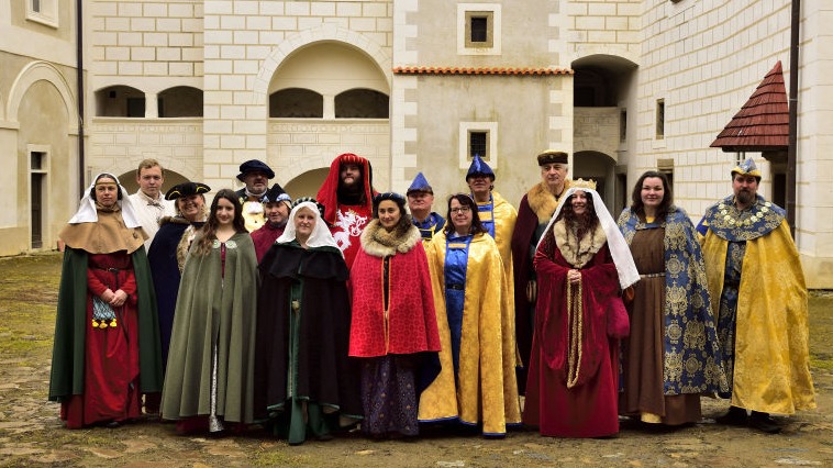 Větrání kostýmů 2025 na na zámku Červená Řečice a klášteru Želiv